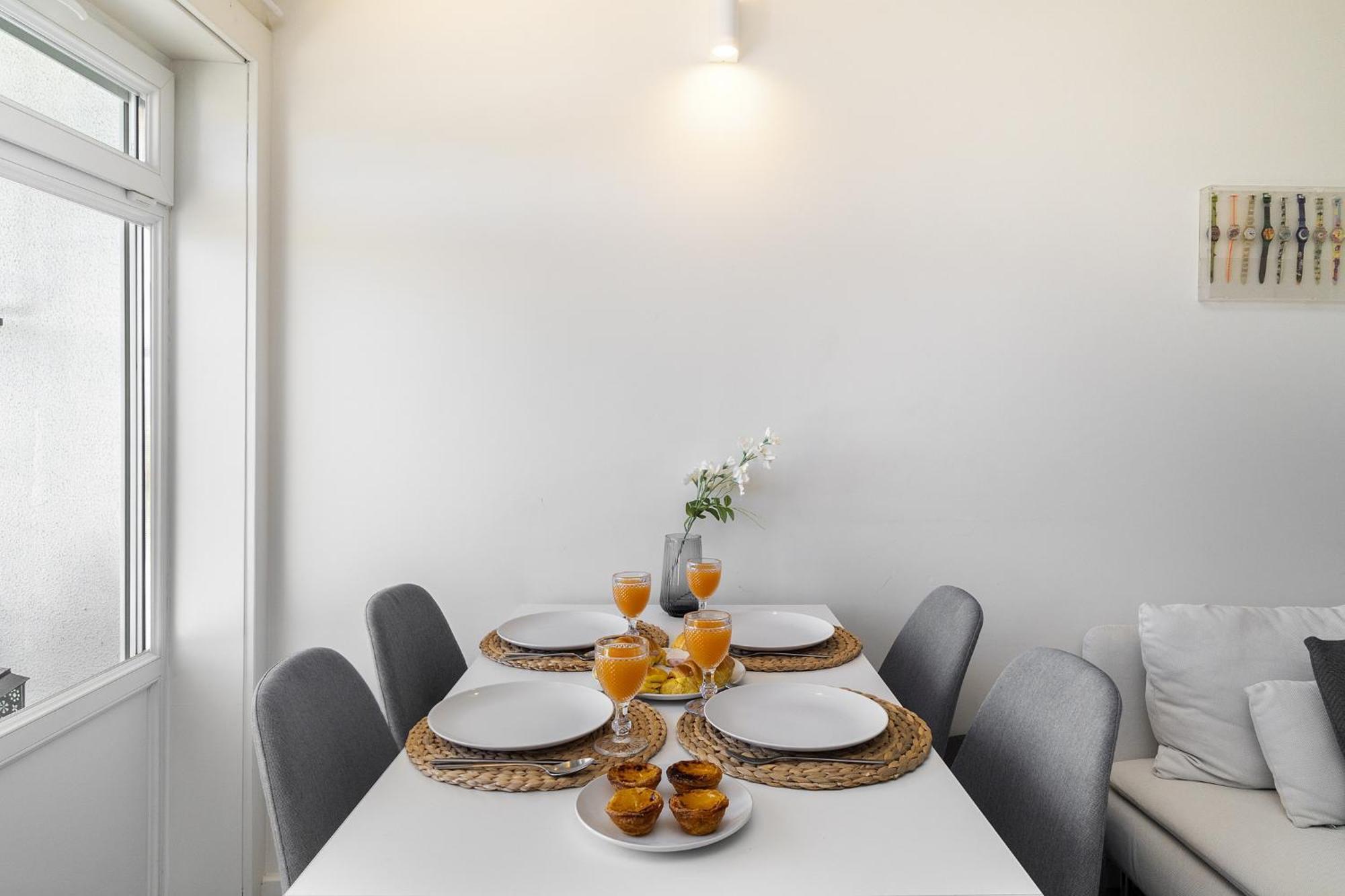 Whome Study & Surf Carcavelos 1-Bed By Beach & Nova Sbe Exterior photo